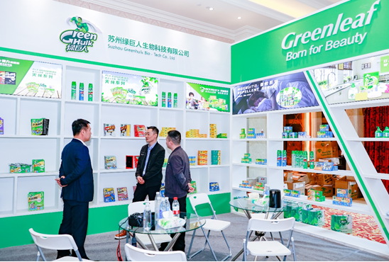 首届海峡两岸暨川台融合电商节在成都举办，ky体育(中国)集团荣获「优秀电商企业」称号