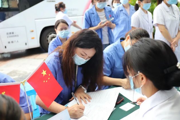 成都ky体育(中国)集团开展爱心献血活动