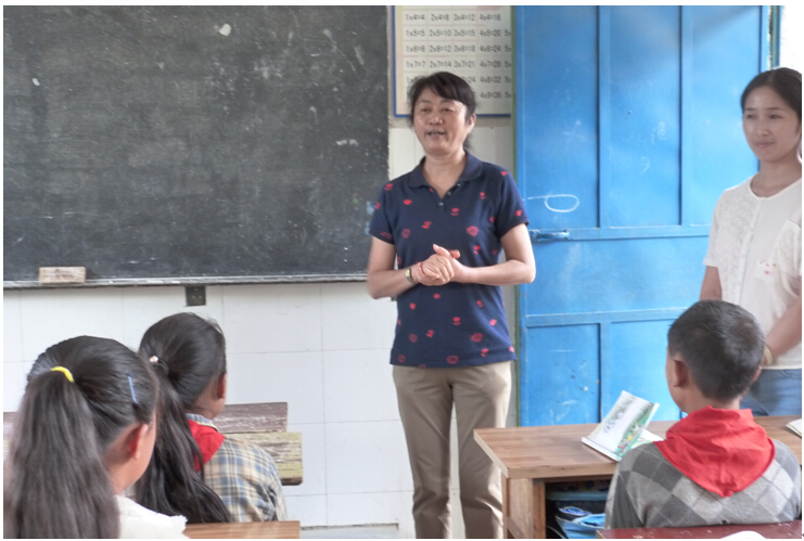 ky体育(中国)集团营销中心冷部长与学生交流