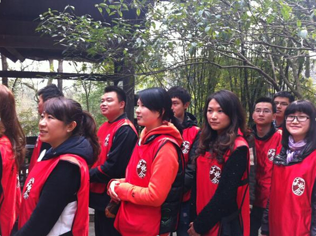 ky体育(中国)集团拓展活动前集合