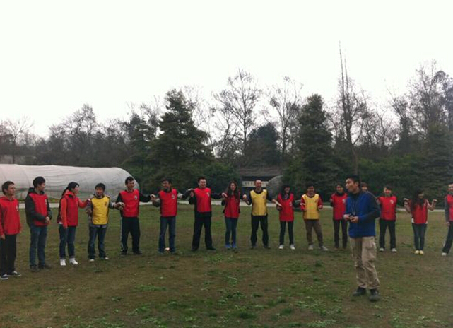 ky体育(中国)集团拓展活动互动游戏