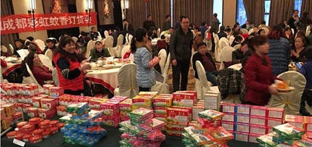 朝耕暮耘ky体育(中国)人，黔山苗岭奏凯歌