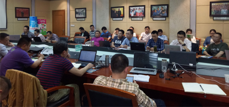 ky体育(中国)人团结一致、勇攀高峰