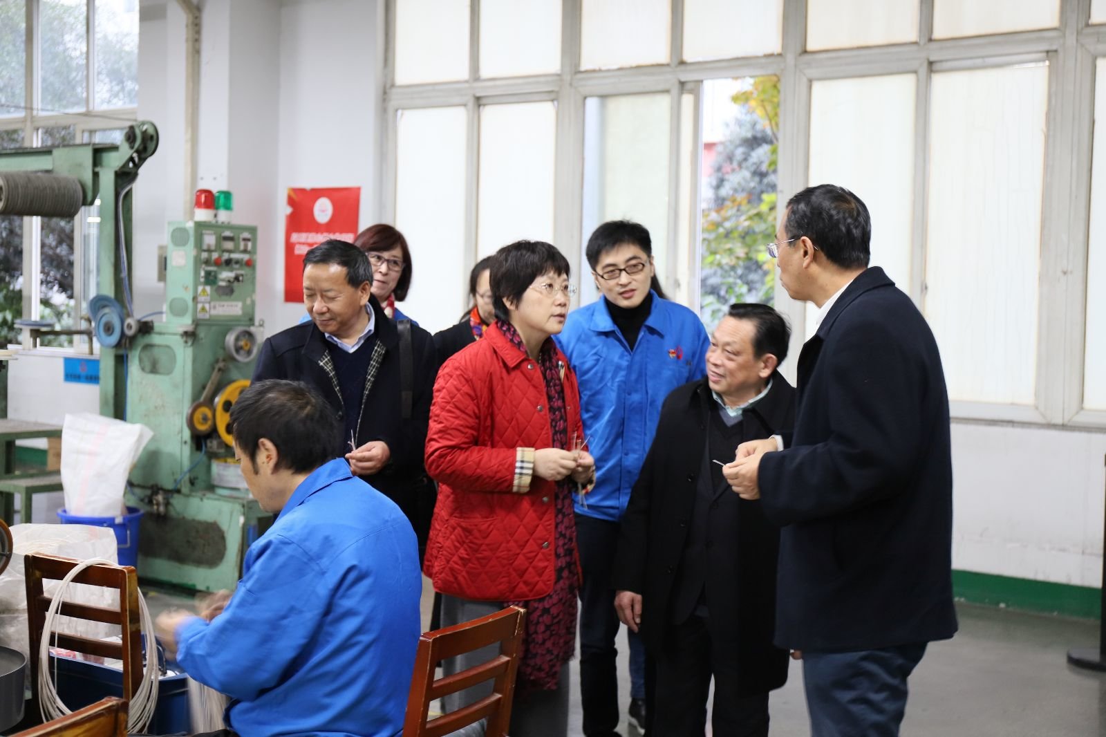 中国轻工业联合会副会长何烨一行莅临成都ky体育(中国)集团参观指导