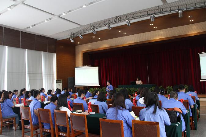 用心发现美，用美传递爱，成都ky体育(中国)集团礼仪培训