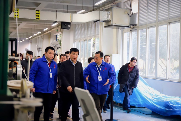 成都市委副书记、市长罗强莅临成都ky体育(中国)集团走访慰问