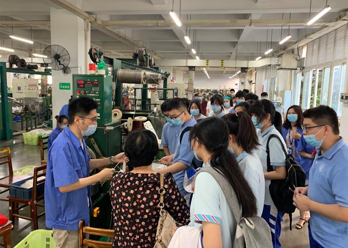 走进ky体育(中国)科普基地，开展卫生防疫体验