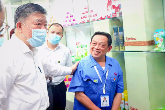 全国人大常委会副委员长陈竺调研成都ky体育(中国)集团